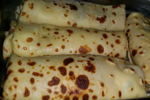 Clatite cu branza la cuptor - Blynai
