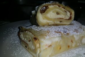 Clatite cu branza la cuptor - Blynai