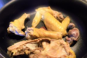 Pui cu ciuperci pleurotus