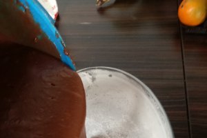 Negresa de post