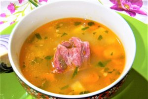 Ciorba de cartofi cu tarhon si jambon