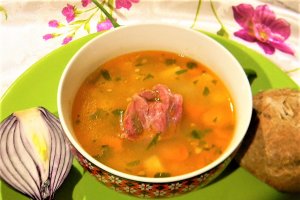Ciorba de cartofi cu tarhon si jambon