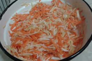 Salata de morcovi cu telina