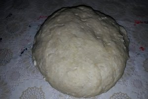 Cornuri cu branza si cascaval