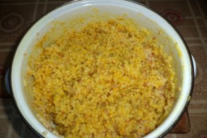 Pulpe de rata la cuptor cu sos de ananas