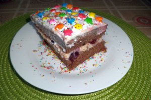 Tort de turta dulce si visine