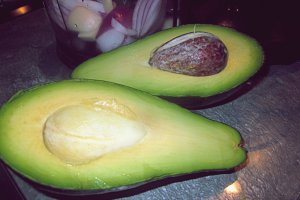 Aperitiv pasta de avocado 2