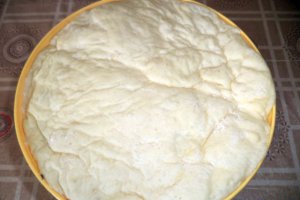Aperitiv varzari - placinte cu varza