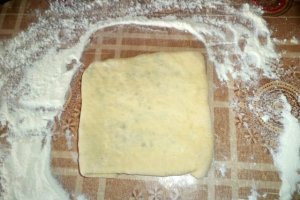 Aperitiv varzari - placinte cu varza