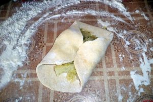 Aperitiv varzari - placinte cu varza