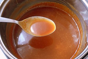 Sos caramel