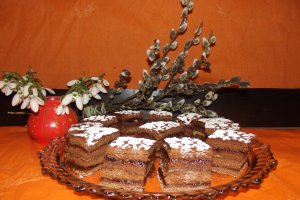 Desert prajitura cu foi si gem de prune cu migdale ( Dora-Minodora)