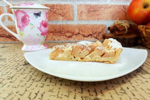 Desert tarta cu mere