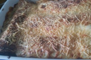 Clatite cu ciuperci si sunca la cuptor