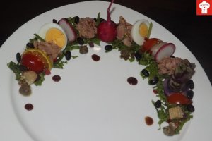 Salata de ton cu legume