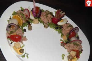 Salata de ton cu legume