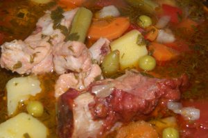 Ciorba de oase cu zeama de varza