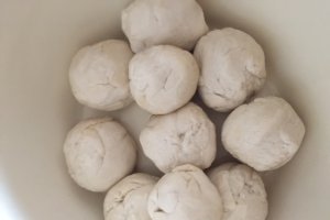 Desert strudel cu dovleac si nuca