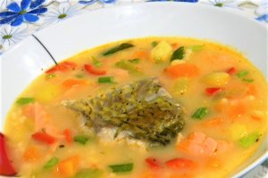 Ciorba de crap si somon cu smantana