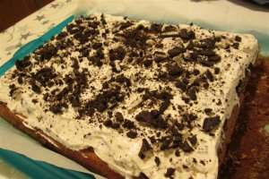Desert negresa cu Oreo
