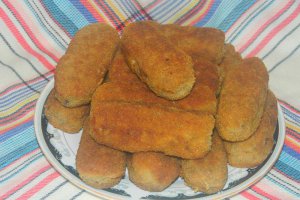 Aperitiv crochete din carne tocata cu cascaval
