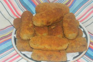Aperitiv crochete din carne tocata cu cascaval