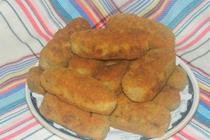 Aperitiv crochete din carne tocata cu cascaval