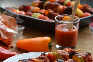 Frigarui de curcan cu legume, la grill