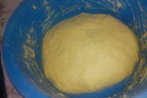 Desert cozonac fara framantare cu umplutura de nuca si cacao