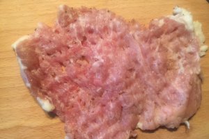 Borzaska - reteta de snitel unguresc in crusta delicioasa de cartofi