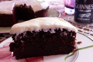 Desert Prajitura cu bere Guinness si ciocolata  - Guinness Cake