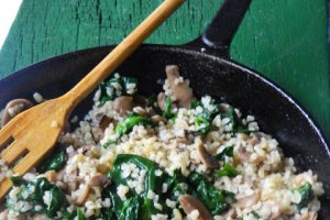 Bulgur cu spanac si ciuperci