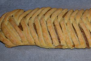 Desert strudel cu mere si nuci