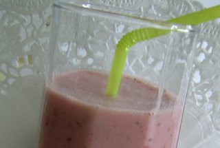 Milk Shake cu capsuni