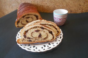 Desert cozonac cu merisoare si nuca – de post