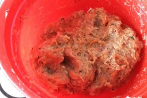 Chiftele din carne si legume, la cuptor