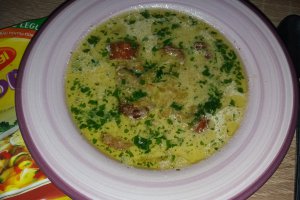 Ciorba de dovlecel cu carnati afumati