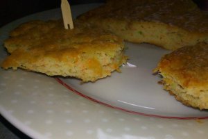 Aperitiv tarta cu dovlecei si morcovi