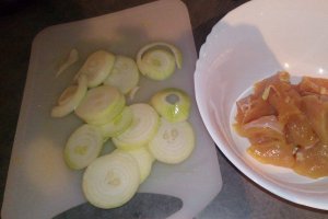Frigarui de pui la cuptor