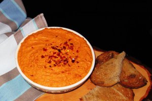 Humus reteta cu ardei copt