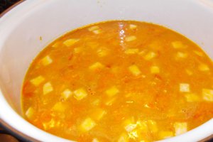 Ciorba de perisoare din piept de pui