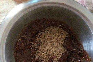 Desert cornuri cu marmelada si nuca
