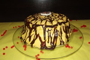 Desert tort cu caramel si mascarpone