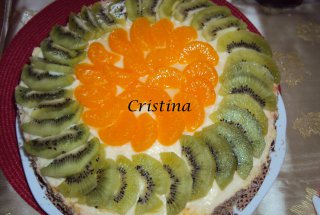 Desert tort cu crema de vanilie si fructe