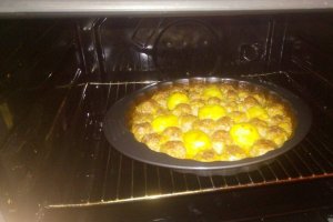 Chiftelute cu cartofi la cuptor