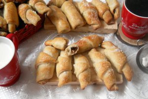 Desert cornulete cu ciocolata