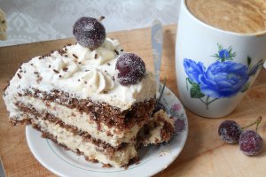 Desert tort cu mascarpone si dulce de leche