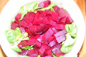 Salata de sfecla coapta