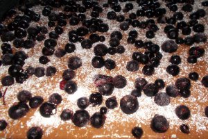 Desert negresa de post cu coacaze negre