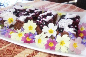 Desert negresa de post cu coacaze negre